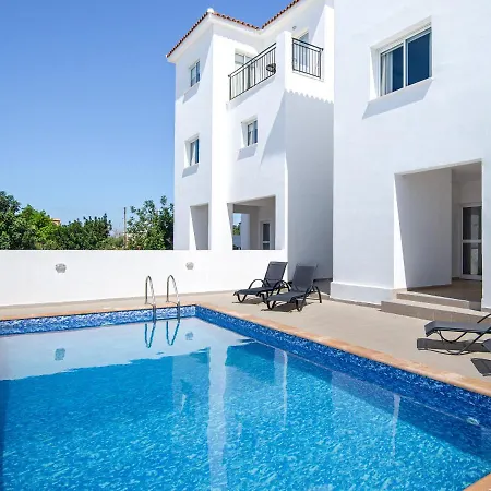 Stay In This Stunning Villa With Pool In The Sunsets Of Cyprus Just For You Tala